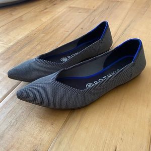 ROTHY’S Cloud Grey Pointed Toe Flats Size 7